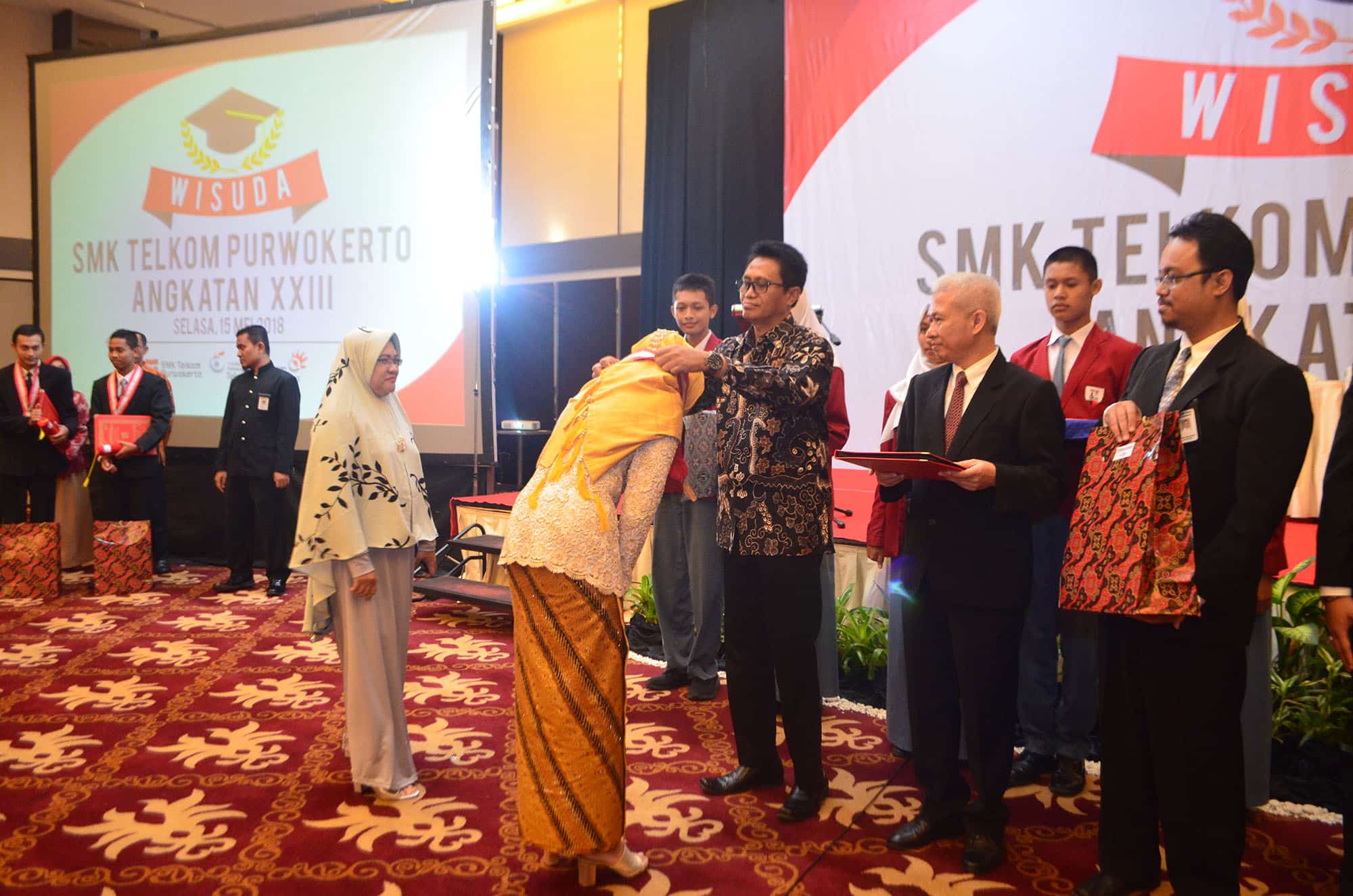 Wisuda SMK Telkom Purwokerto