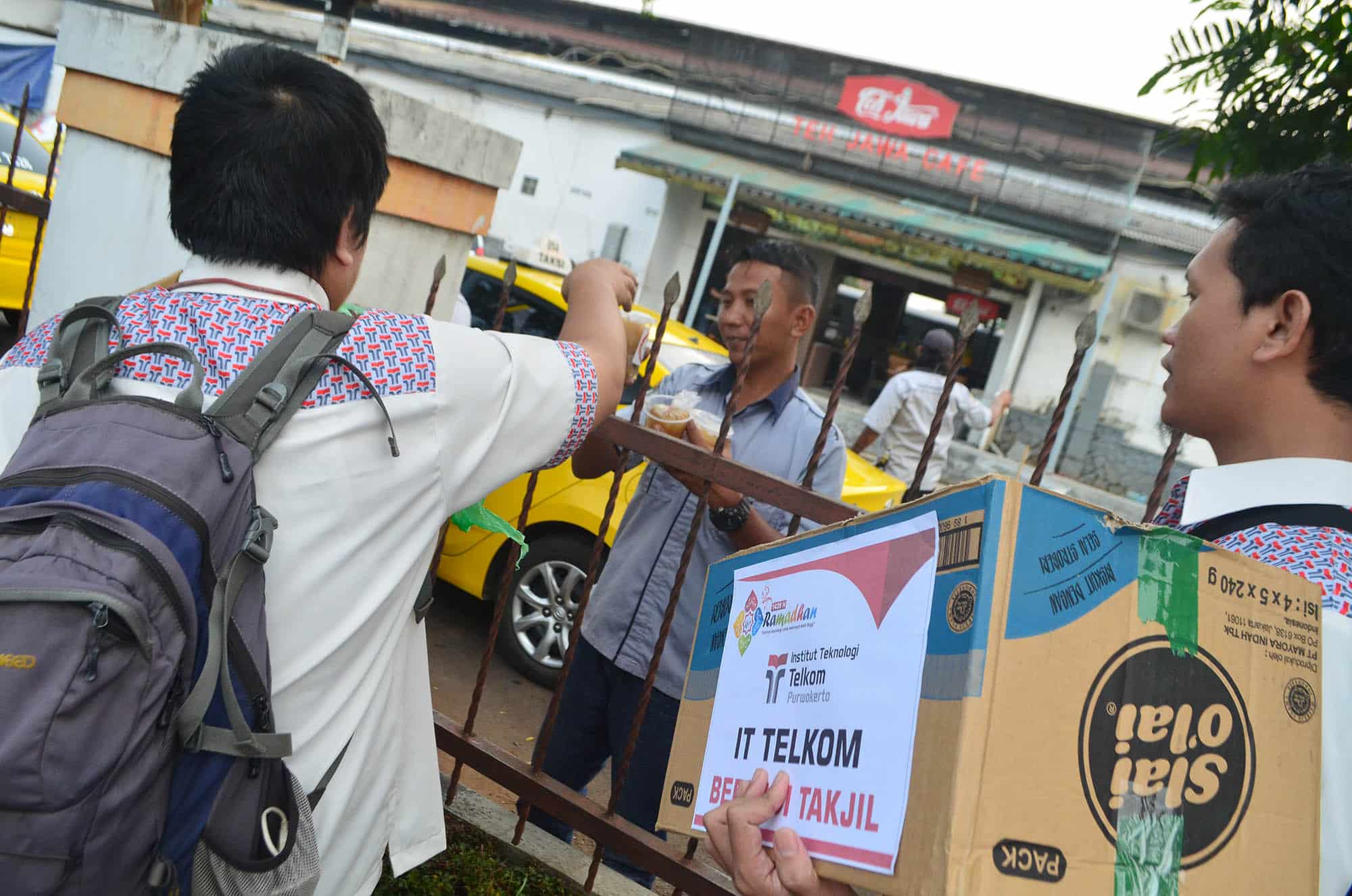 ITTP Berbagi Takjil