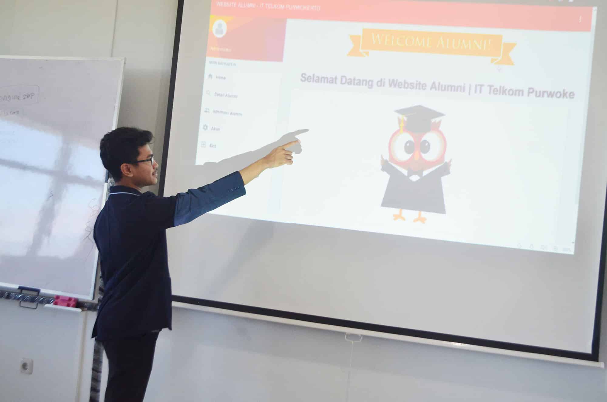Aplikasi Tracer Alumni