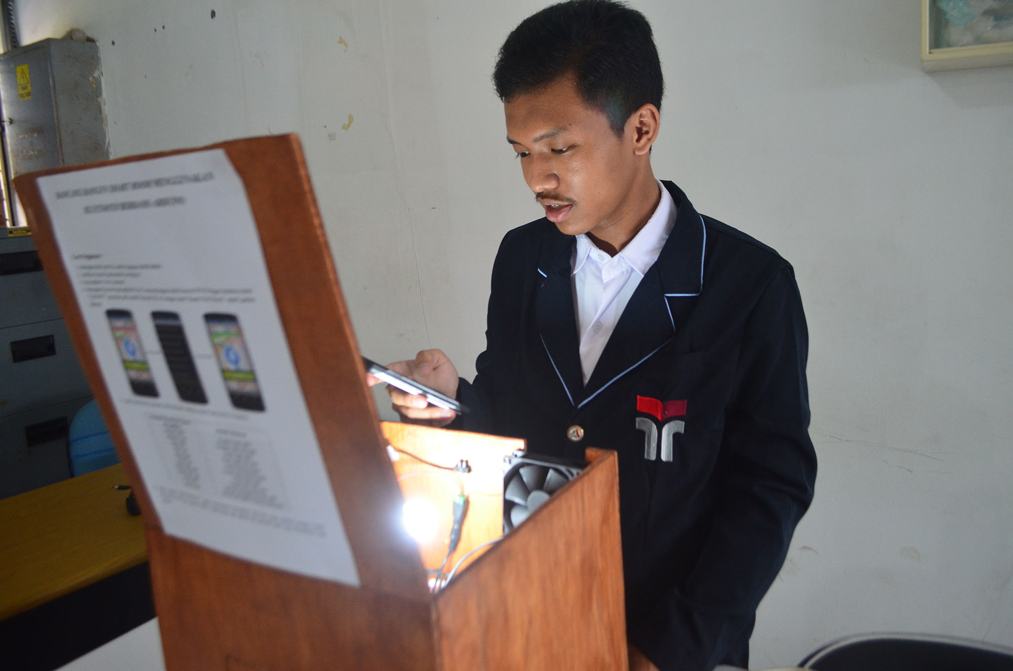 Mahasiswa ITTP Ciptakan Teknologi Smartroom