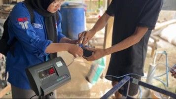 Dosen dan Mahasiswa Universitas Telkom Purwokerto Dorong Skala Ekonomi Peternak Kambing di Binangun Lewat Pendekatan Agropreneur