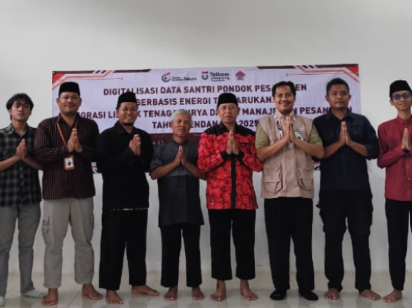 Digitalisasi Data Santri Berbasis Energi Surya, Telkom University&hellip;