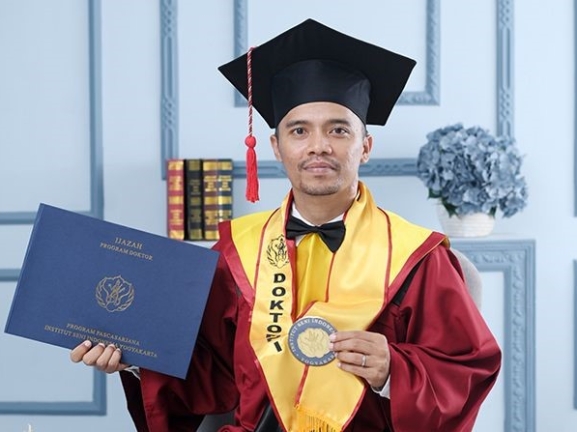 Dosen Telkom University Purwokerto Raih Gelar Doktor Penciptaan&hellip;